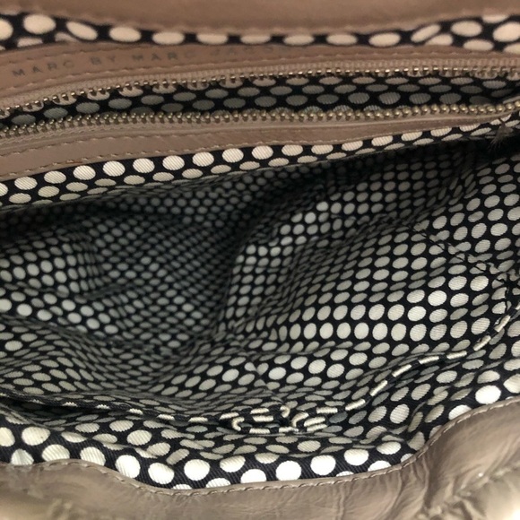 Marc by Marc Jacobs patent bag purse - Picture 3 of 9